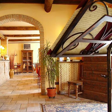 Hotel Antico Casale Vigarano Mainarda Luaran gambar
